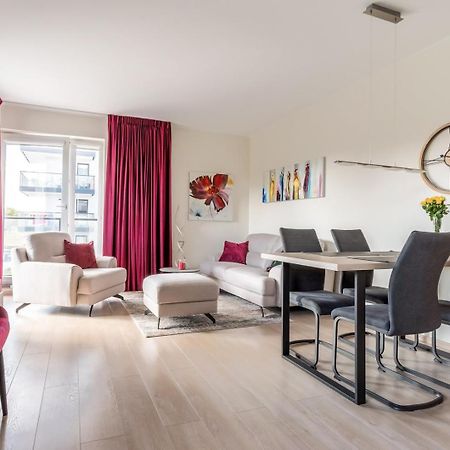 Apartament Betty Q4Apartments Гданск Екстериор снимка