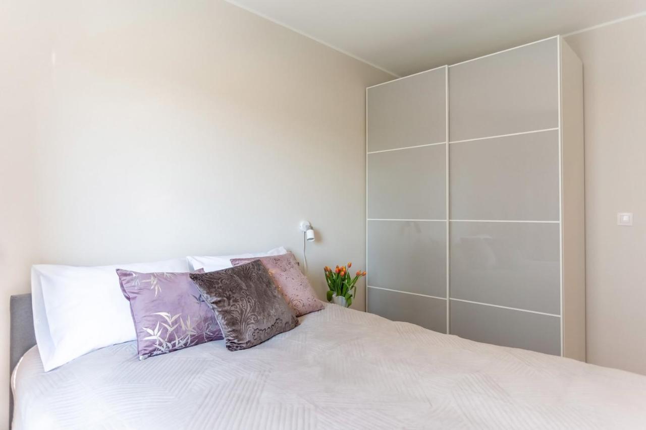 Apartament Betty Q4Apartments Гданск Екстериор снимка