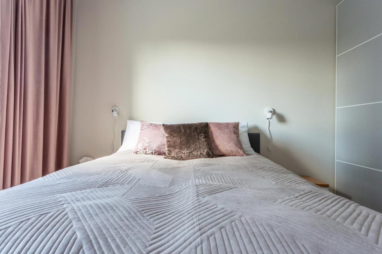 Apartament Betty Q4Apartments Гданск Екстериор снимка