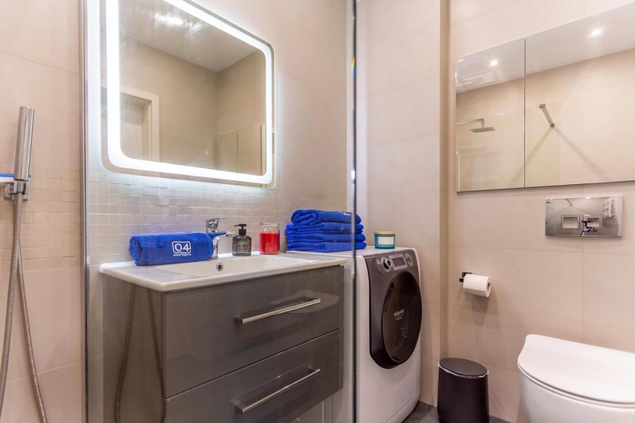 Apartament Betty Q4Apartments Гданск Екстериор снимка